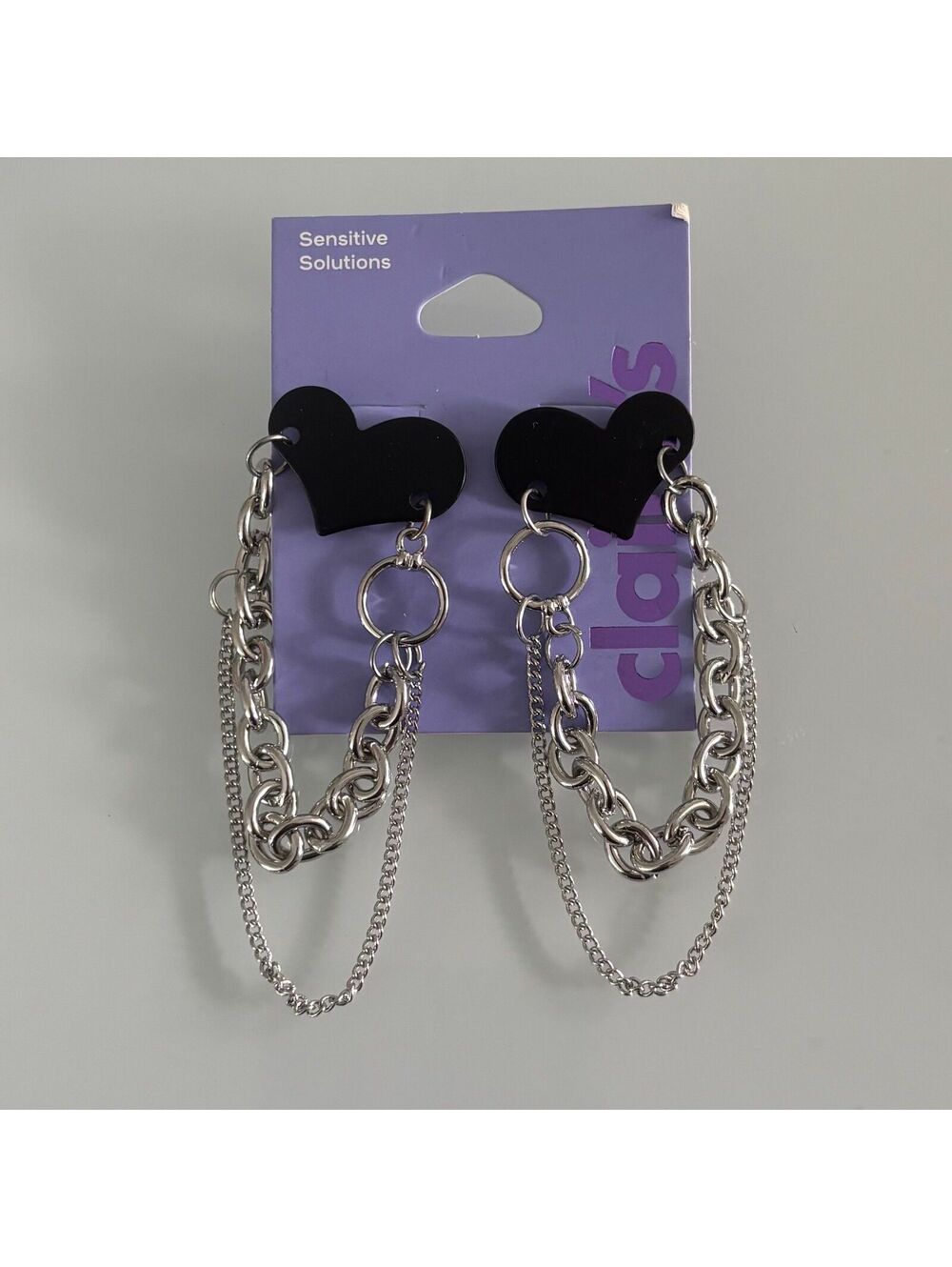 Claire’s Black Heart Chain Earrings